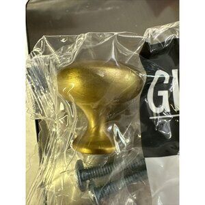 Gliderite cabinet knobs 1 1/8” model 5411-SG-1 new in packaging with screws